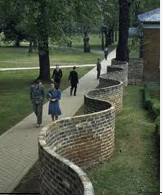 serpentine wall.jpg