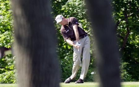 Furyk R arm2.jpg
