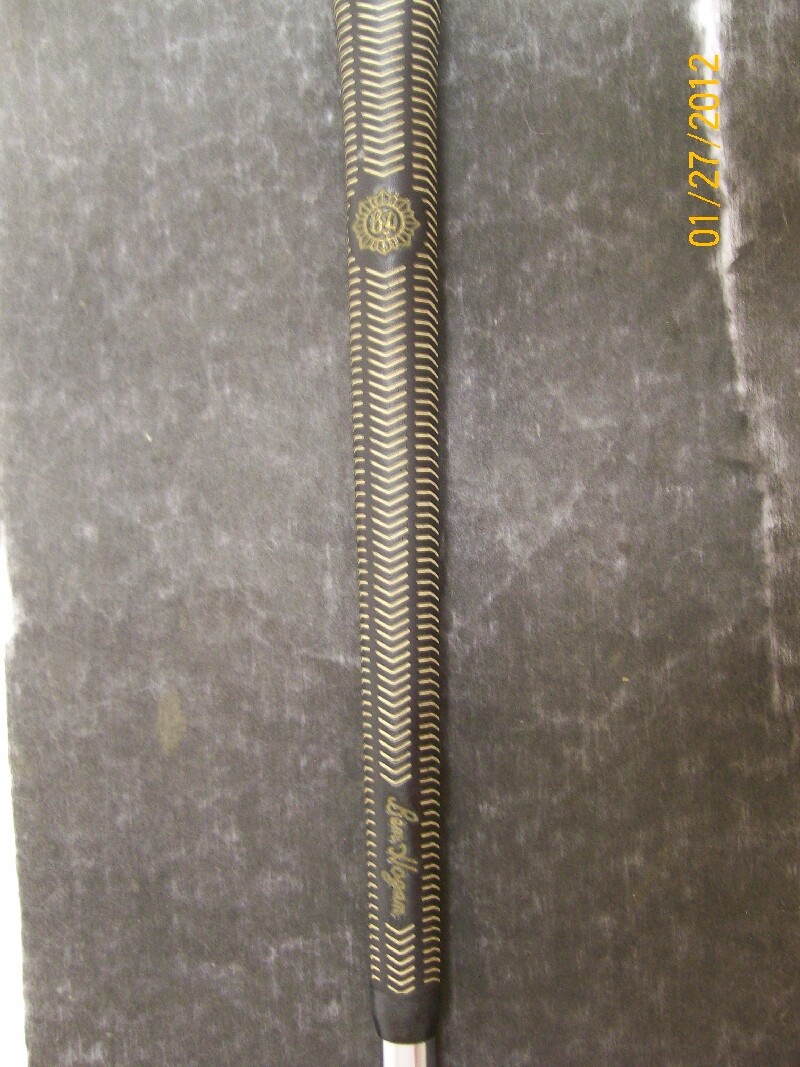 1973 Apex grips.jpg